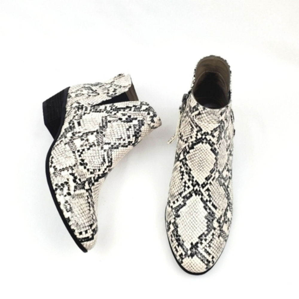Circus by Sam Edelman Pipper grey snake print ankle bootie